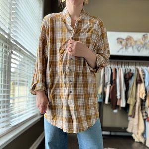 Boutique Brand Mustard Button up with pockets tunic length large